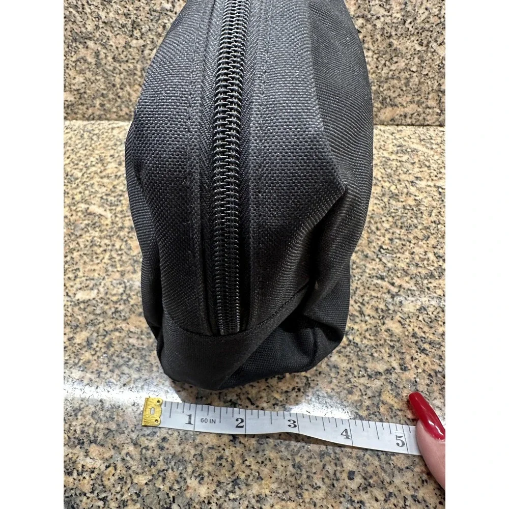 Victoria's Secret PINK Black Makeup Cosmetic Bag Travel‎ Toiletry Pouch Zip Case